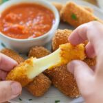 Mozzarella Sticks (6 Pcs)